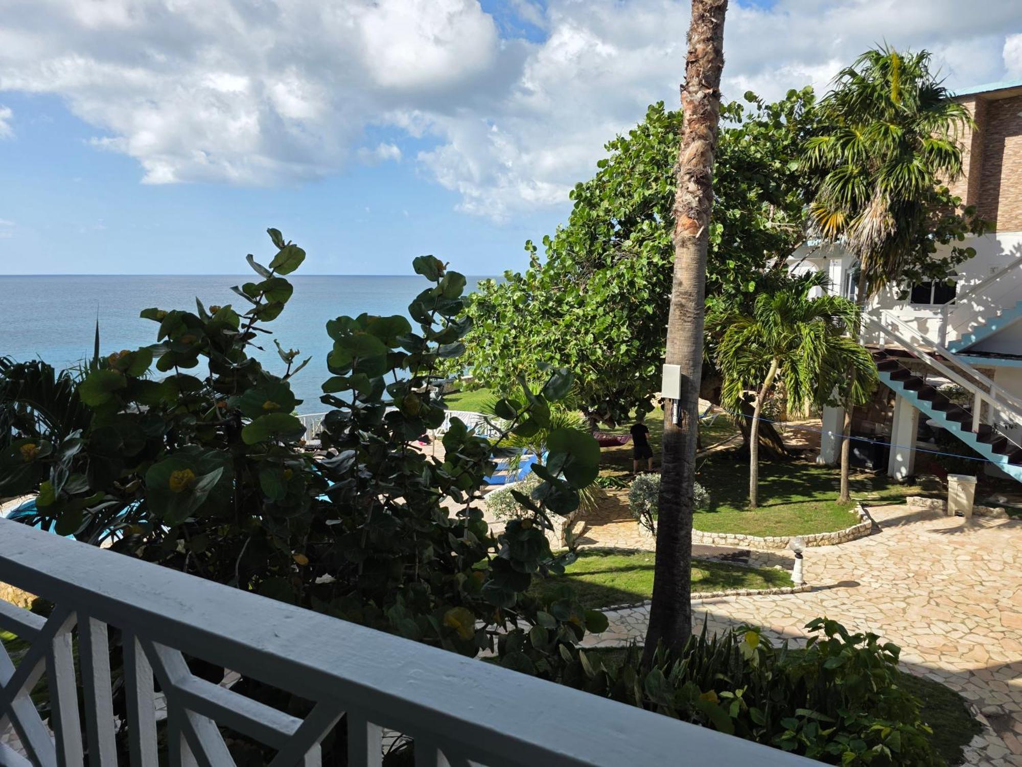 Home Sweet Home Resort Negril Exteriör bild
